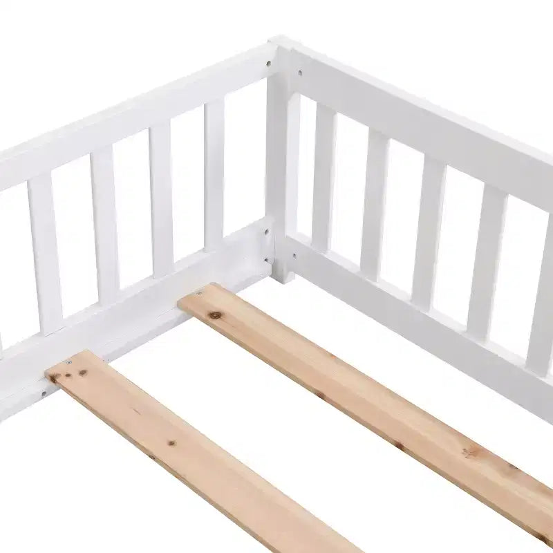 Cadre de lit en bois massif taille double, lit au sol avec barrières de sécurité et sommier à lattes, lit pour enfants pour chambre à coucher