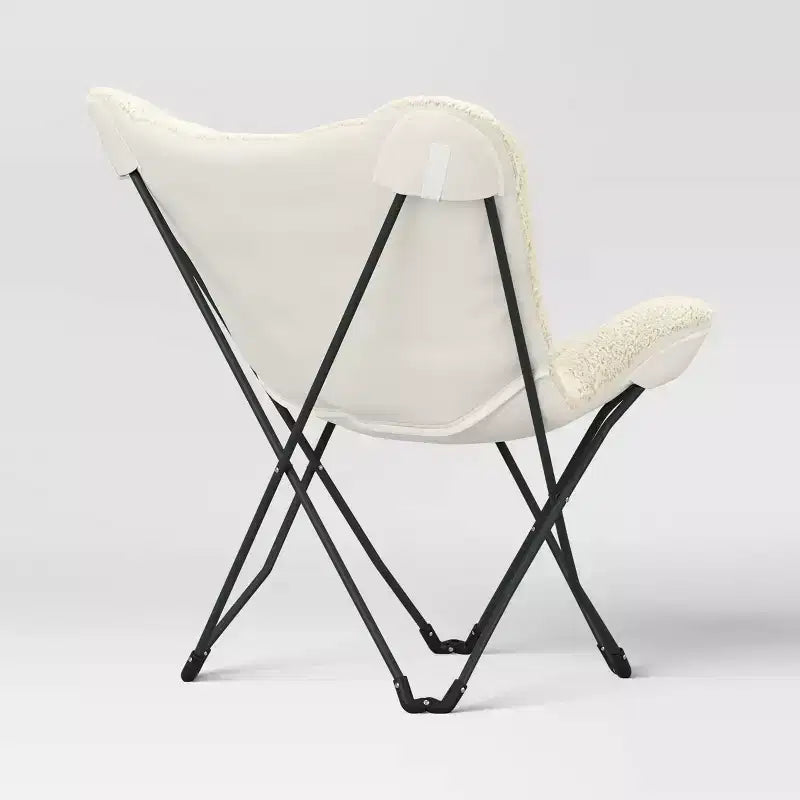 Chaise papillon Dorm, fausse fourrure de mouton, crème