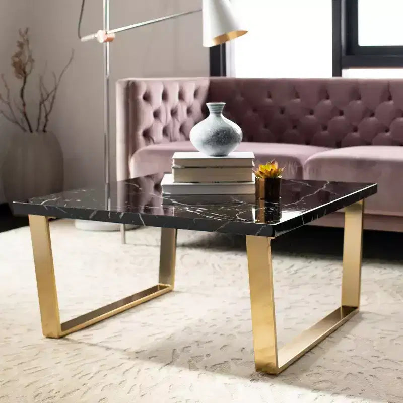 Table basse carrée avec pieds en forme de boucle